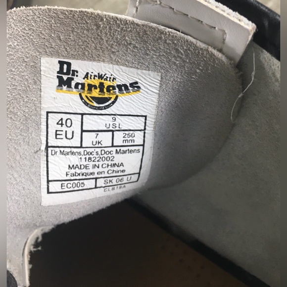 Doc Martens White Womens 1460 11822 Smooth Leather Virginia Boots Size UK 7 US 9 - Picture 12 of 12